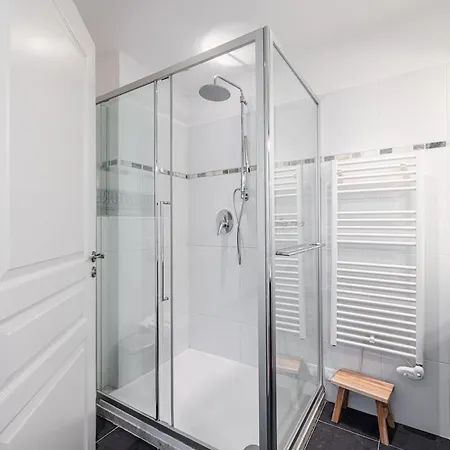 Crm - Sublime With Stunning Sea Views