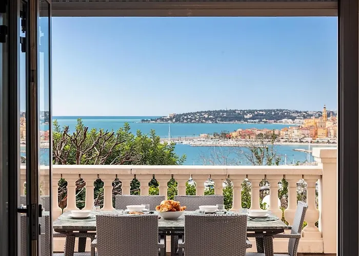 Crm - Sublime With Stunning Sea Views * 芒通