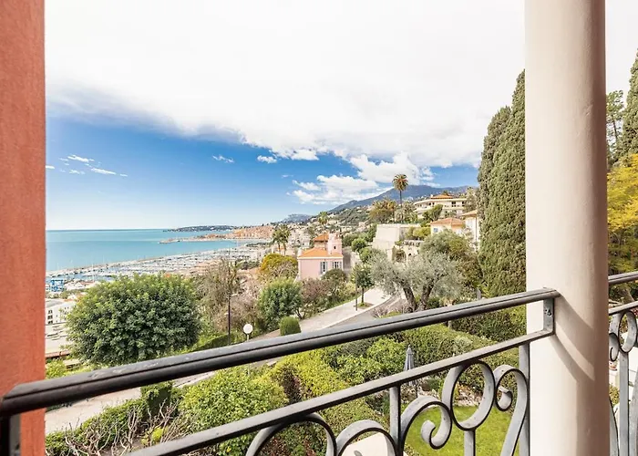 Crm - Sublime With Stunning Sea Views *